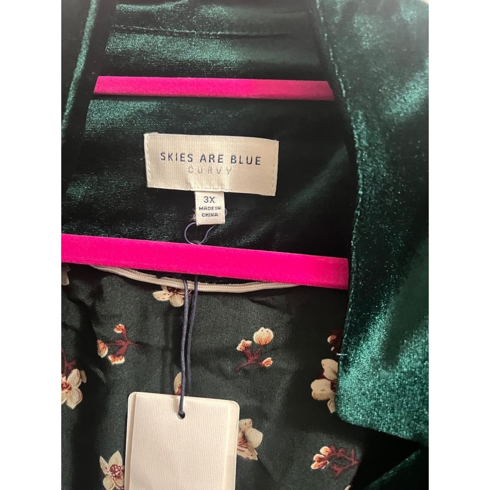 Skies Are Blue Green Velvet Blazer - Picture 9 of 10
